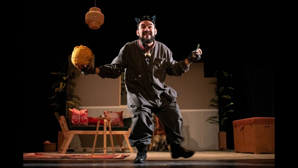 Diseno-sin-titulo-40-1160x653 Cati, Catalina, Calicó…O la maravillosa vida de la niña gato